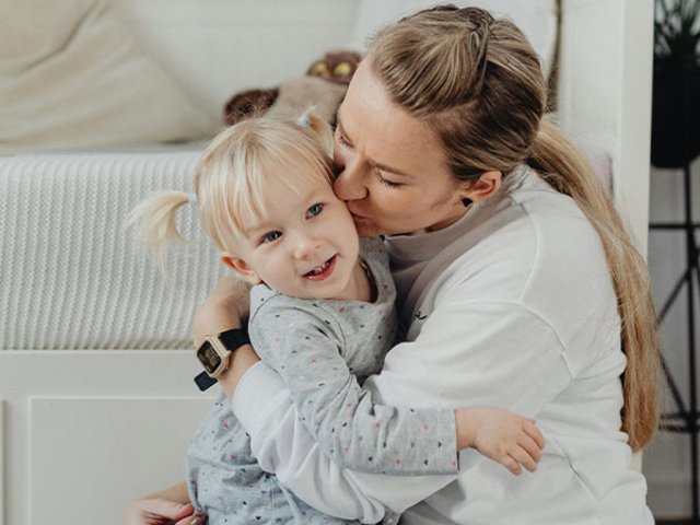 Armut bekämpfen und Alleinerziehenden Eltern eine Finanzberatung bei FIT ermöglichen